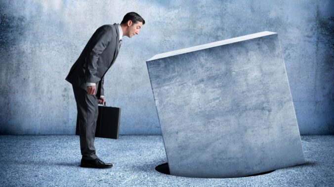 Evidence at Trial, On the Record: Foundations, Objections, Motions in Limine, Expert Testimony, and Persuasive Presentation Under the Federal Rules